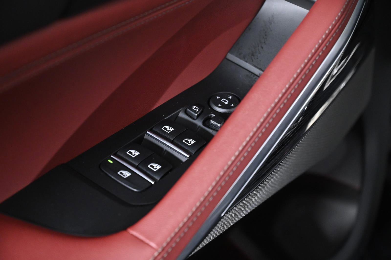 Used 2024 BMW X6 M60i image 28