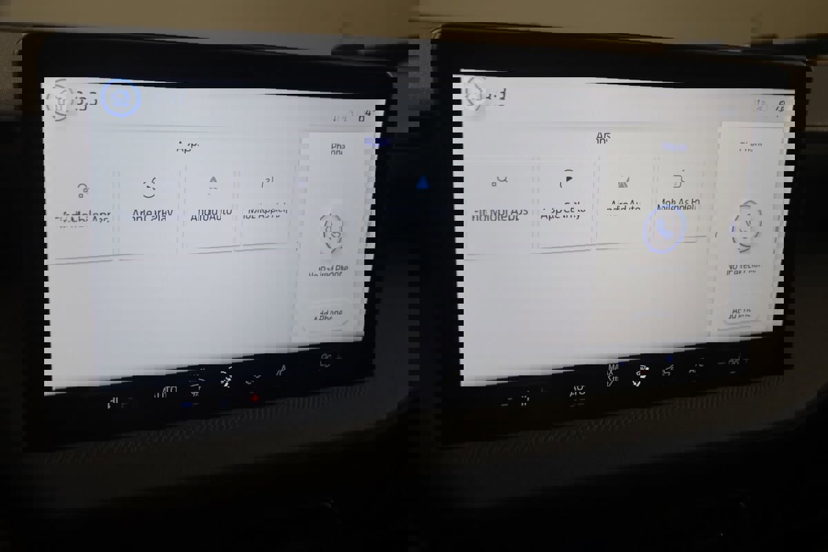 Used 2025 Ford Maverick XLT w/ 4K Tow Package image 30