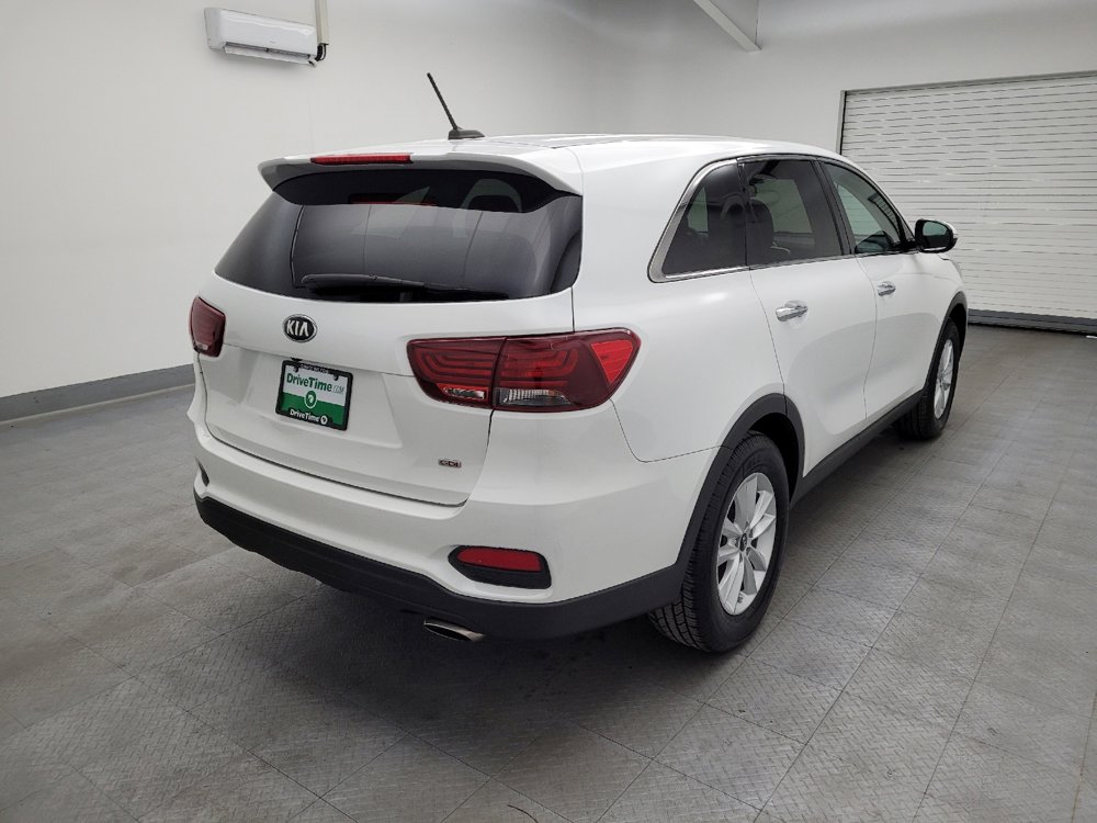 Used 2020 Kia Sorento LX image 9