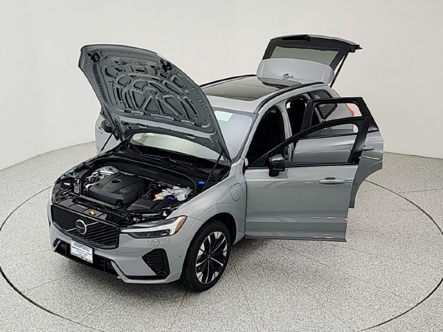 New 2026 Volvo XC60 T8 Plus w/ Climate Package AWD/4WD image 37