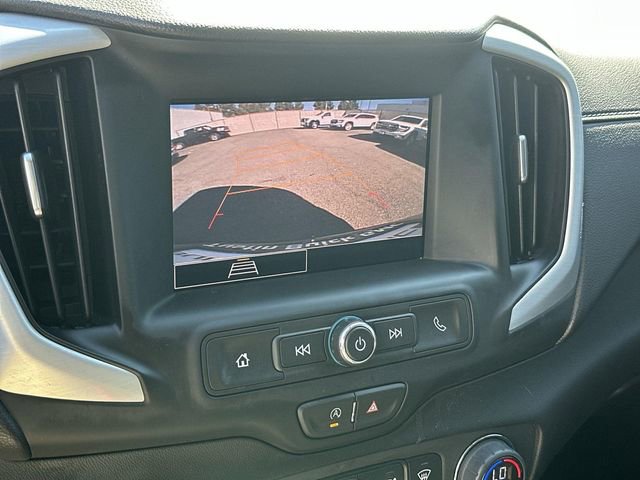 Used 2023 GMC Terrain SLE w/ Driver Convenience Package image 13