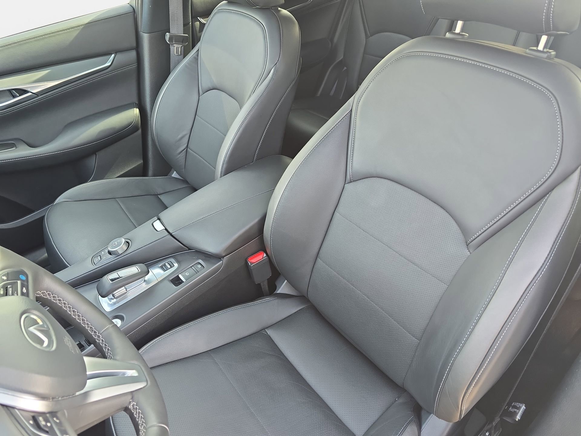 Certified 2025 INFINITI QX55 Essential image 15