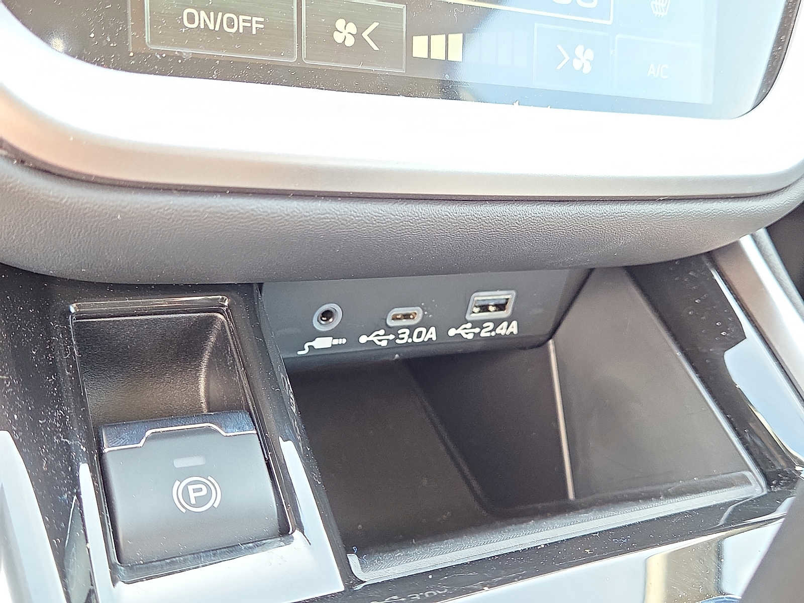 Certified 2025 Subaru Legacy Premium image 22