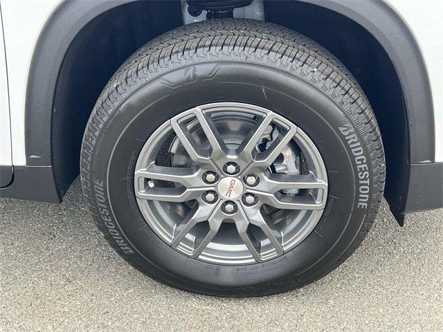 New 2025 GMC Acadia Elevation image 30