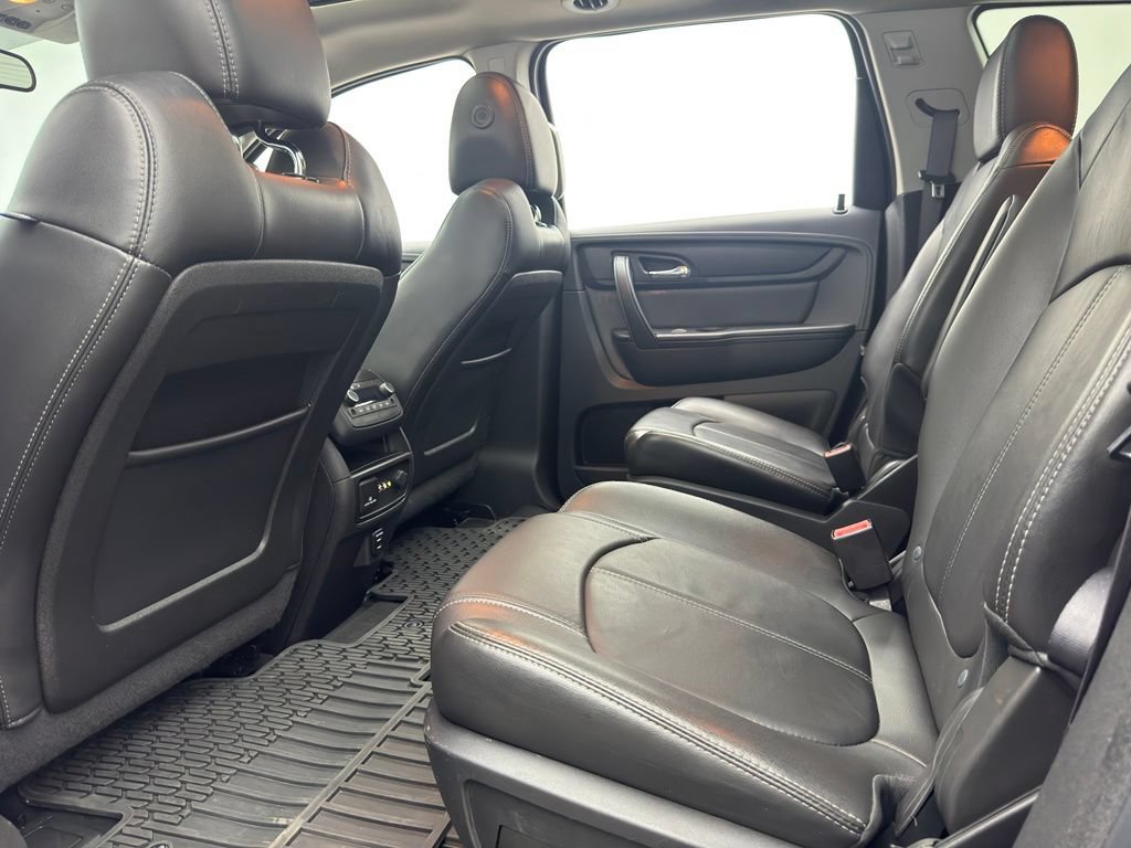 Used 2015 Chevrolet Traverse LT FWD image 37