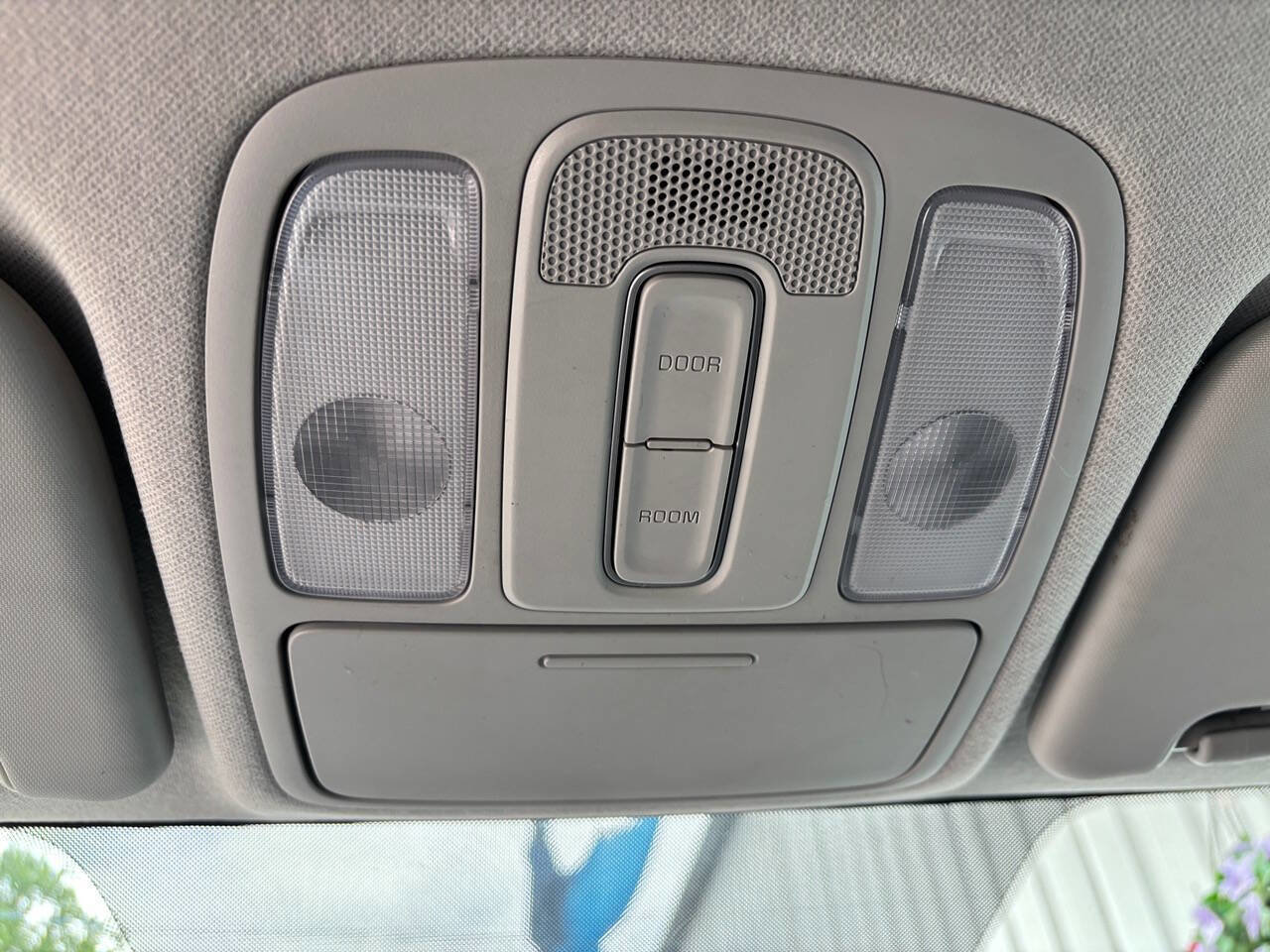 Used 2016 Kia Soul + image 25