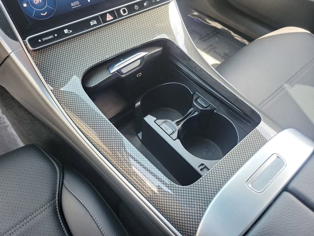 Used 2023 Mercedes-Benz C 300 Sedan image 15