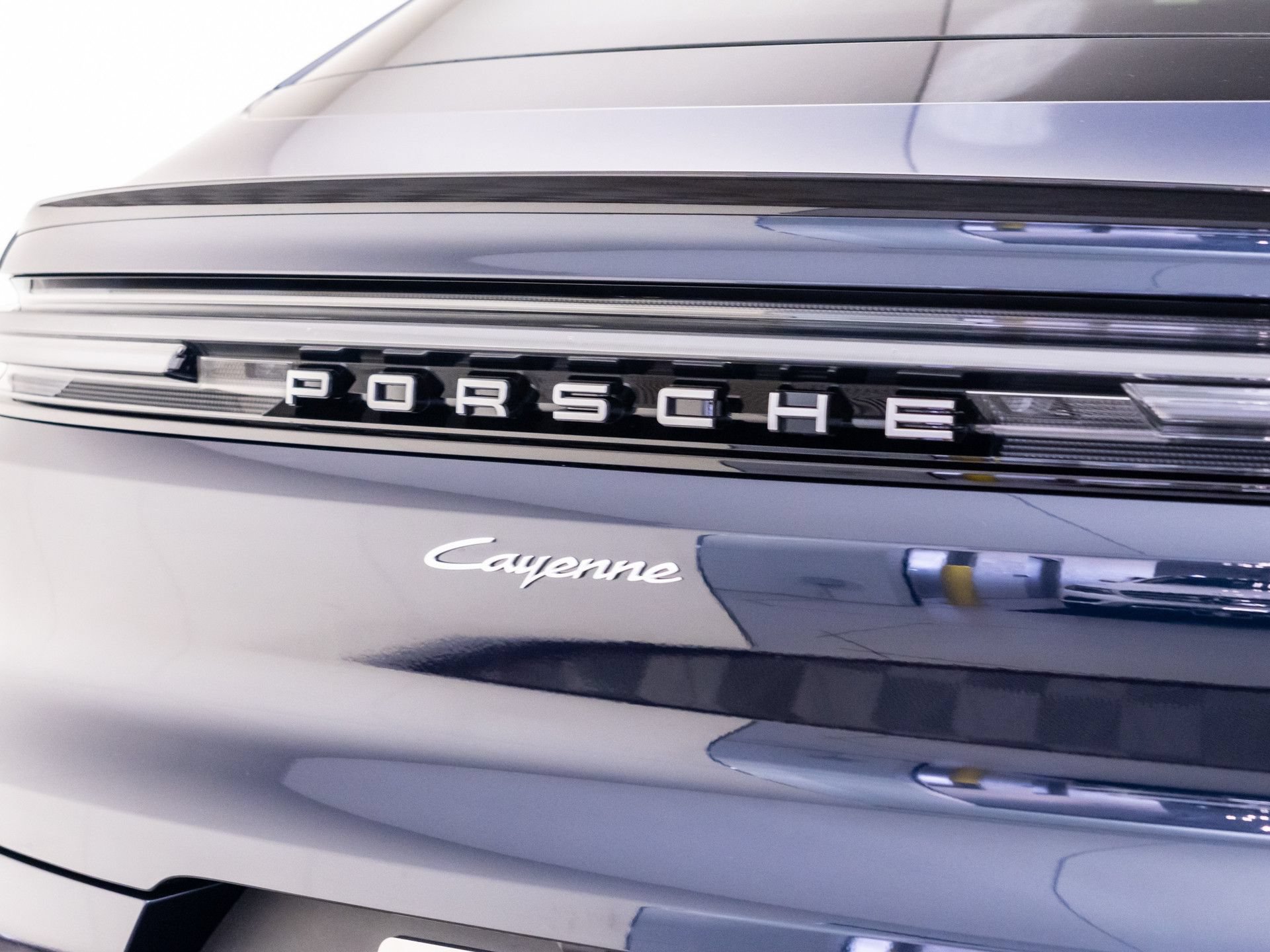 New 2026 Porsche Cayenne Coupe AWD/4WD image 37