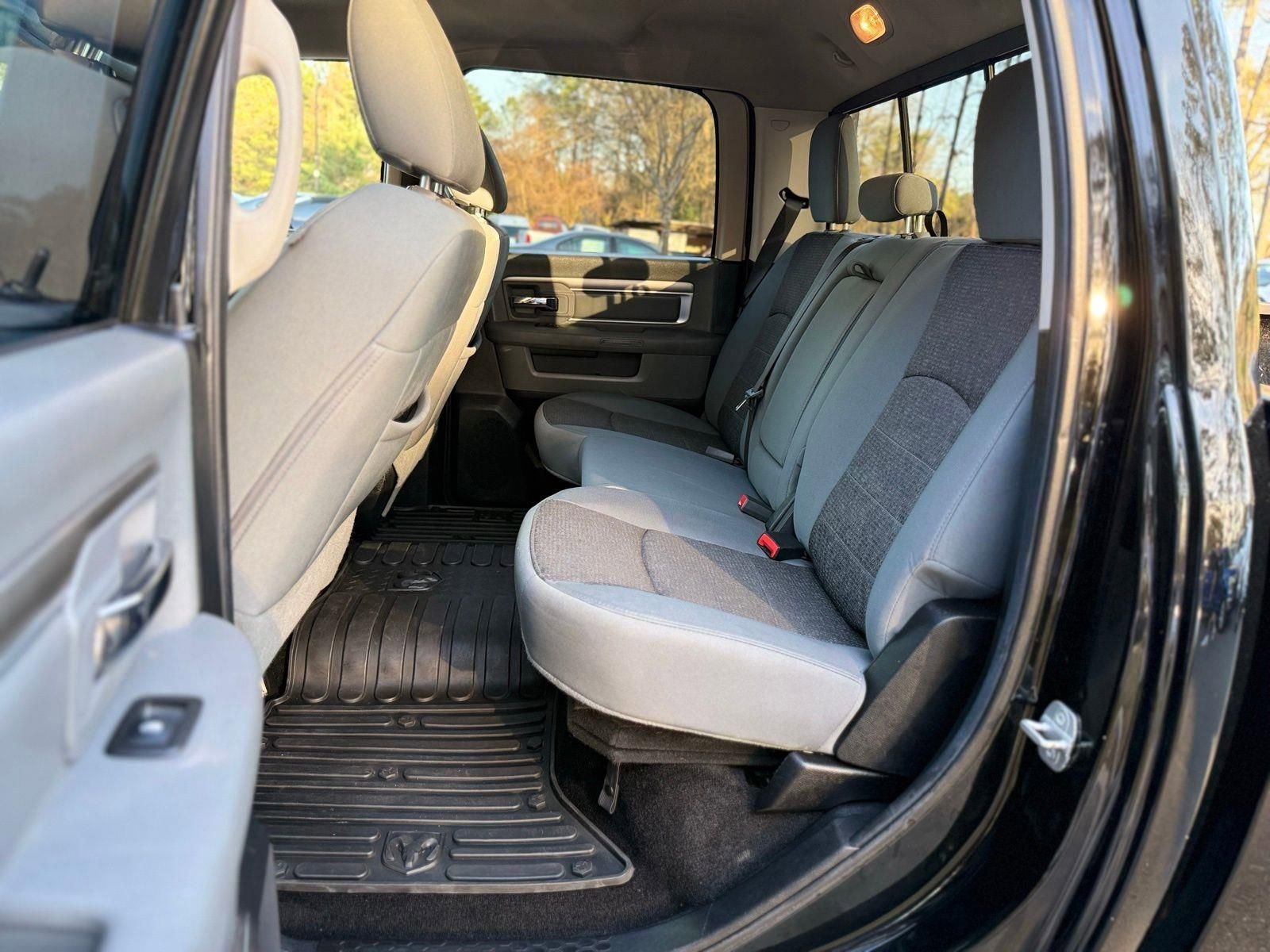 Used 2014 RAM 2500 Big Horn image 30