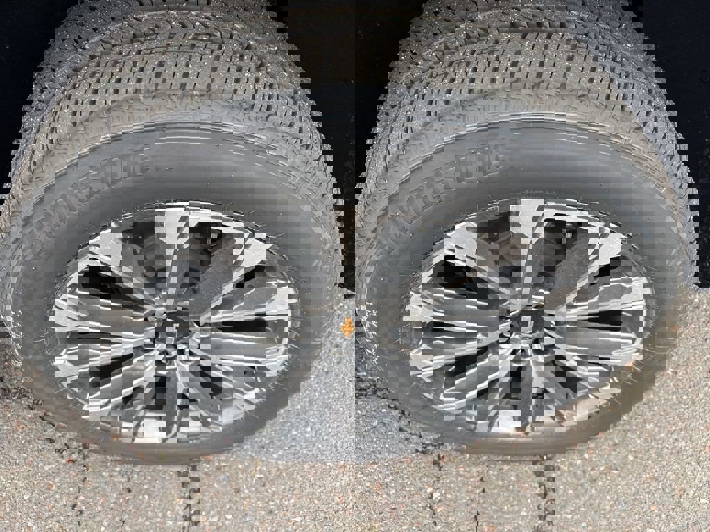 New 2026 Chevrolet Suburban High Country w/ Sun And Tow Package image 13