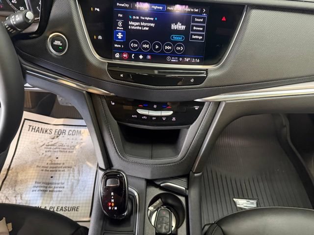 Used 2025 Cadillac XT5 Luxury w/ LPO, Floor Liner Package FWD image 25