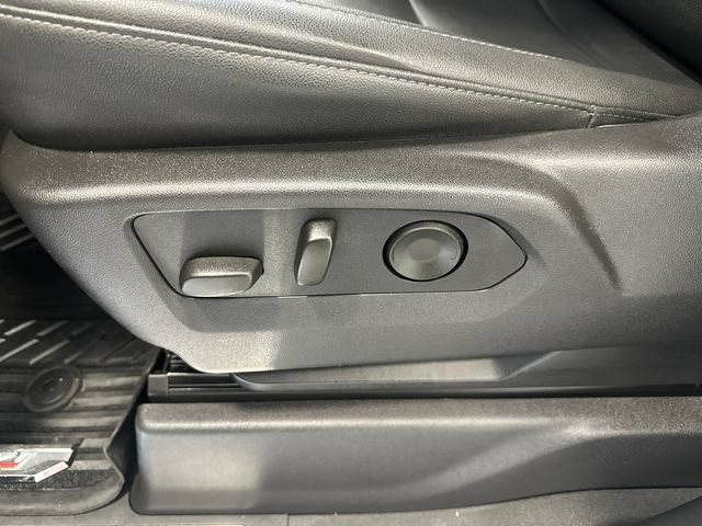 Used 2024 Chevrolet Silverado 1500 LTZ AWD/4WD image 27