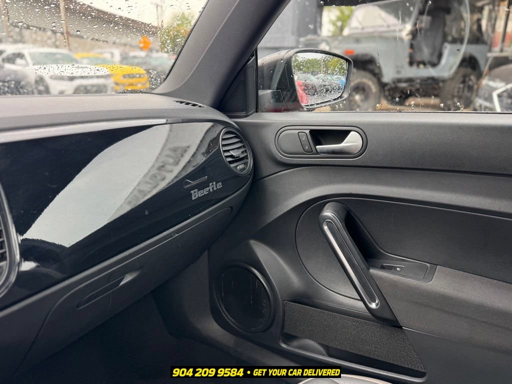 Used 2015 Volkswagen Beetle 1.8T FWD image 14