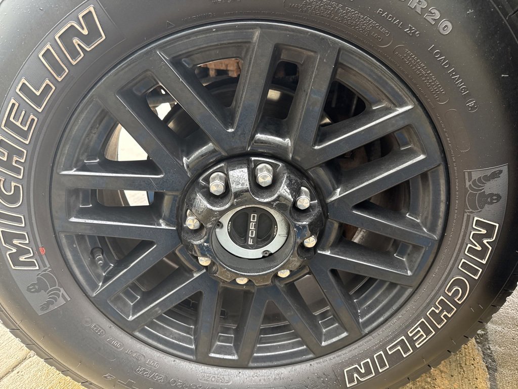 Used 2021 Ford F350 Lariat image 38