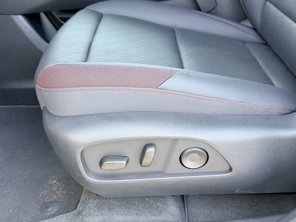 New 2026 Chevrolet Equinox RS image 23