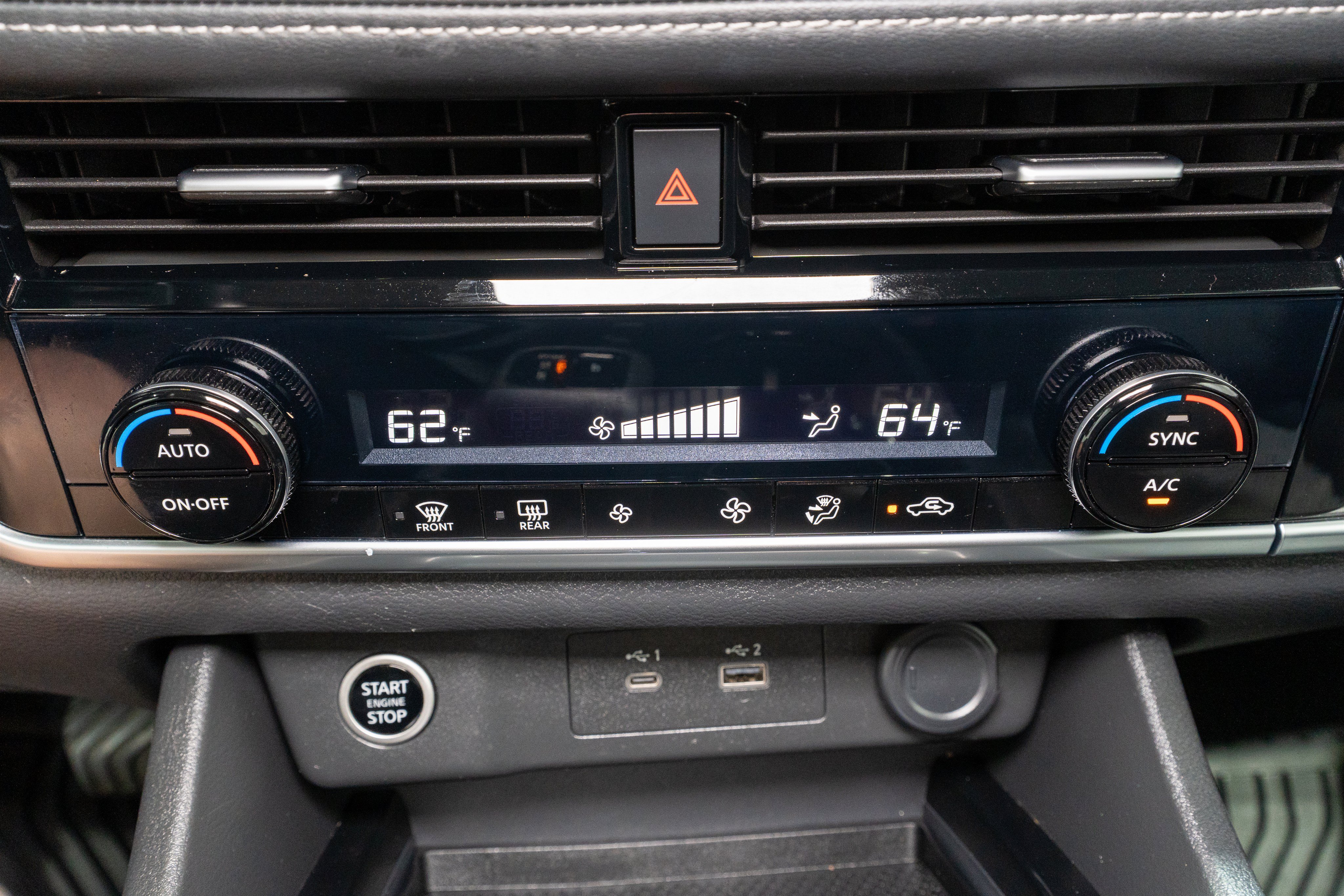 Used 2022 Nissan Rogue SV FWD image 19