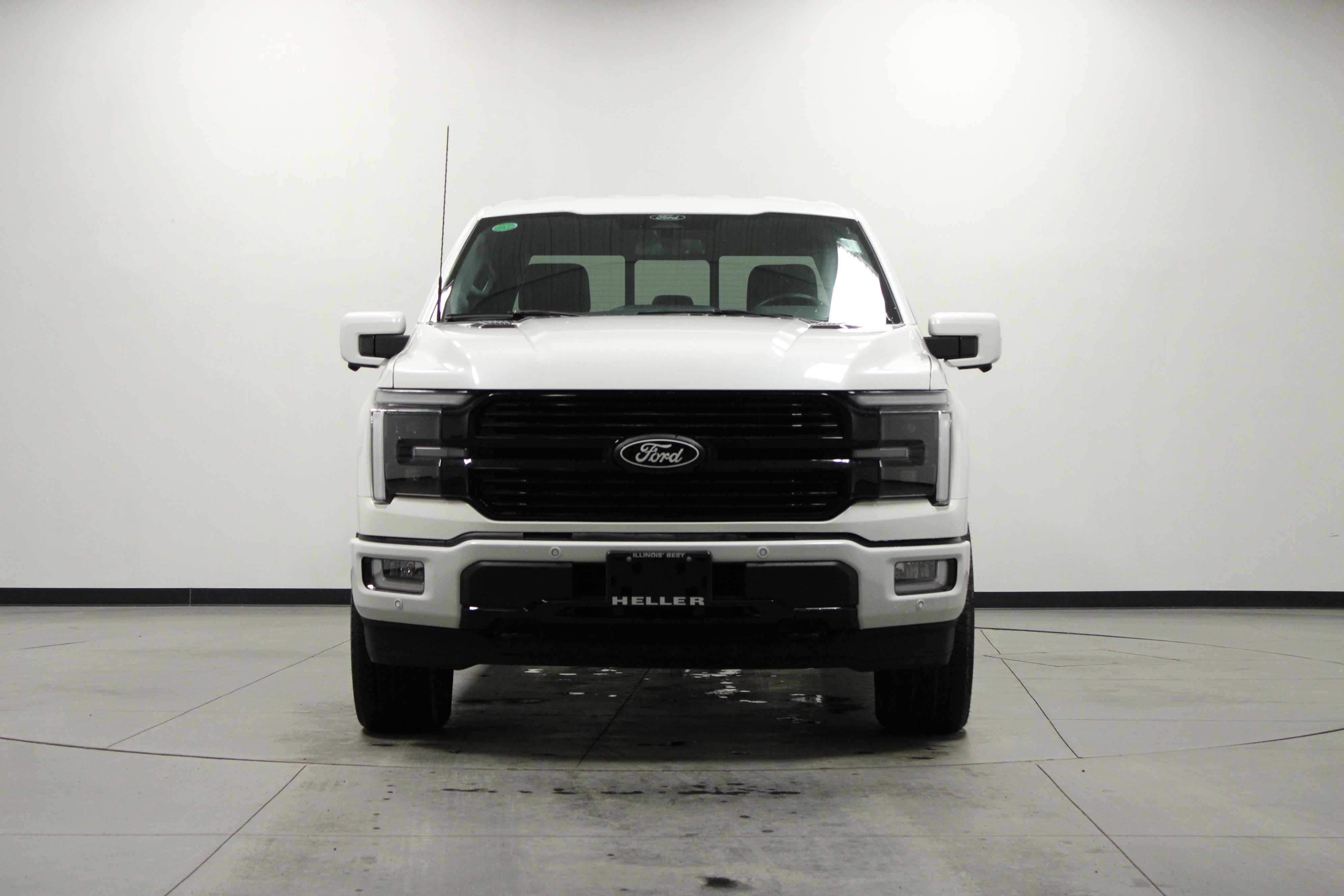 Used 2024 Ford F150 Platinum w/ FX4 Off-Road Package image 9