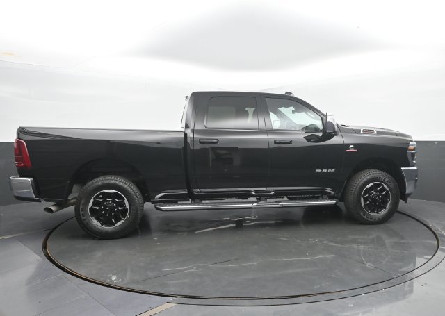 Used 2025 RAM 2500 Laramie AWD/4WD image 6
