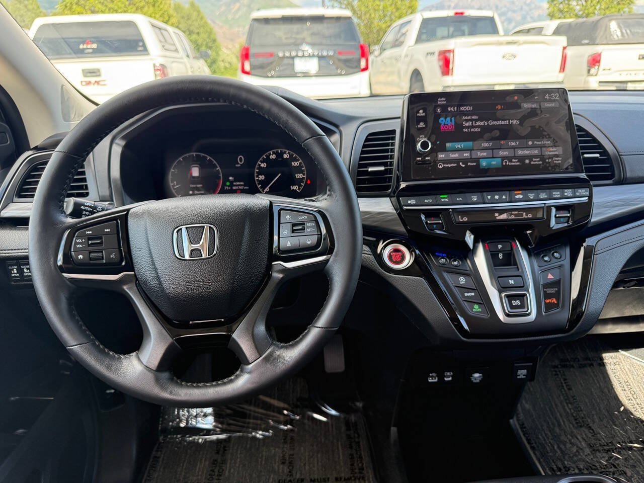 Used 2026 Honda Odyssey Elite image 35