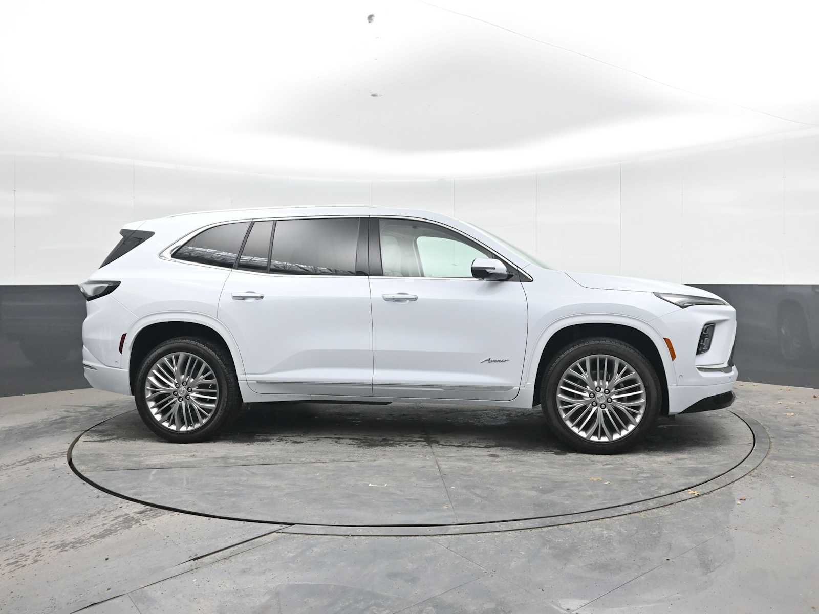 New 2027 Buick Enclave Avenir AWD/4WD image 9