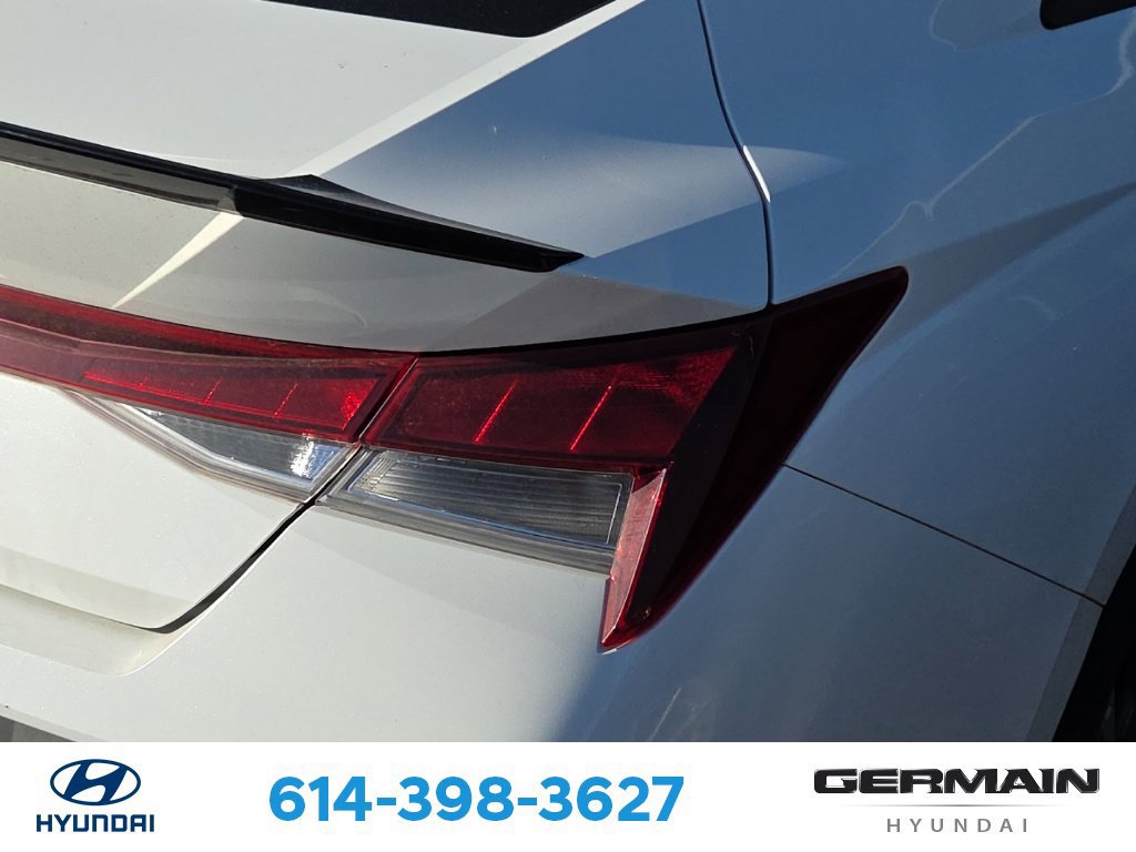 Used 2025 Hyundai Elantra Sport FWD image 10