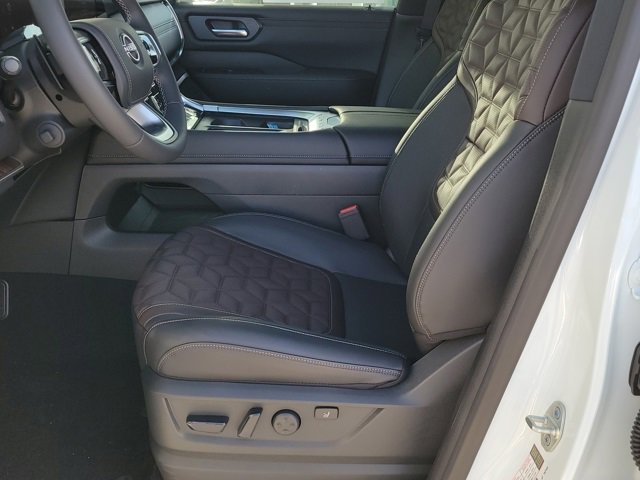 New 2026 Nissan Armada Platinum Reserve image 6