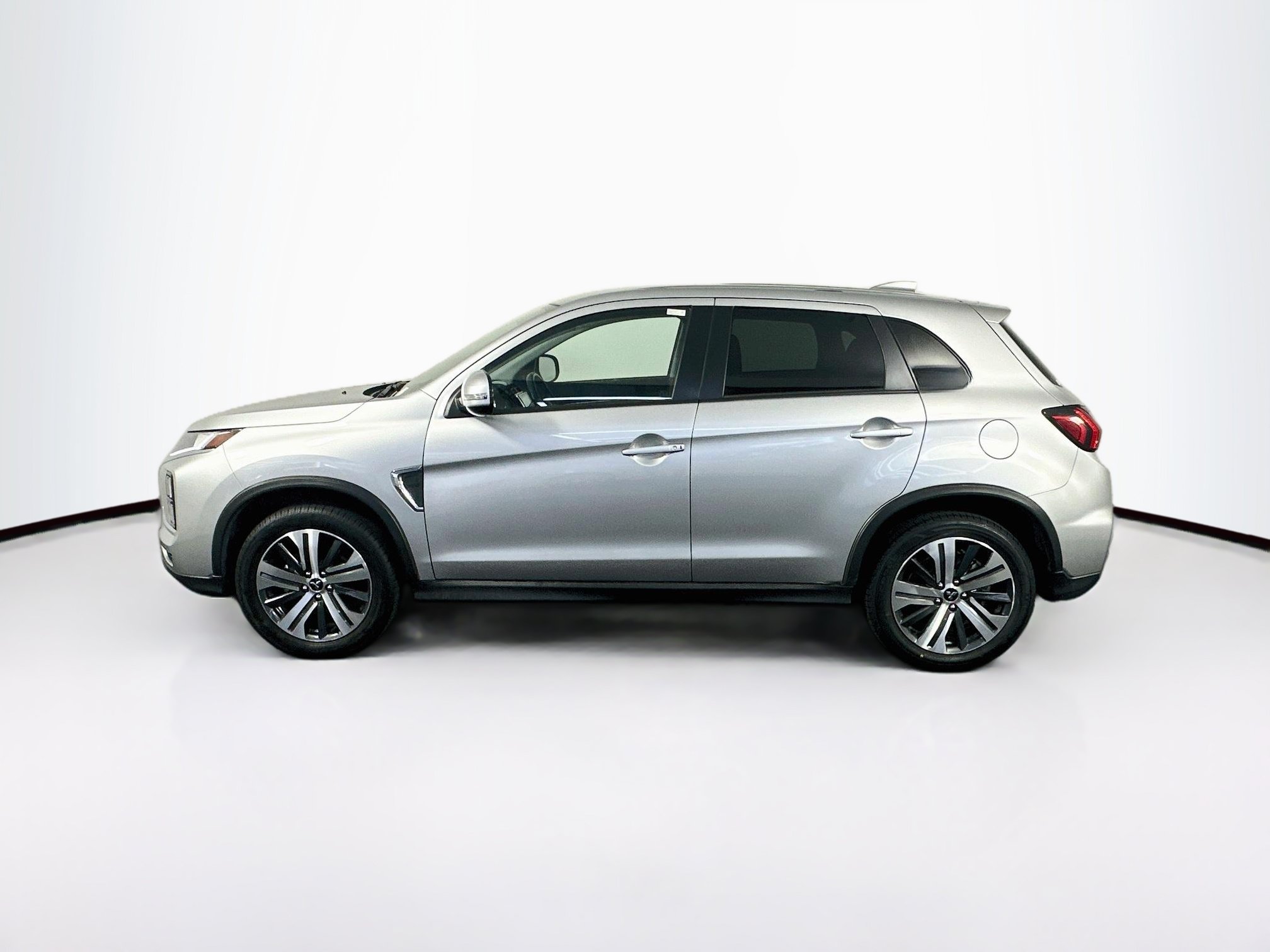 Used 2024 Mitsubishi Outlander Sport AWD image 4