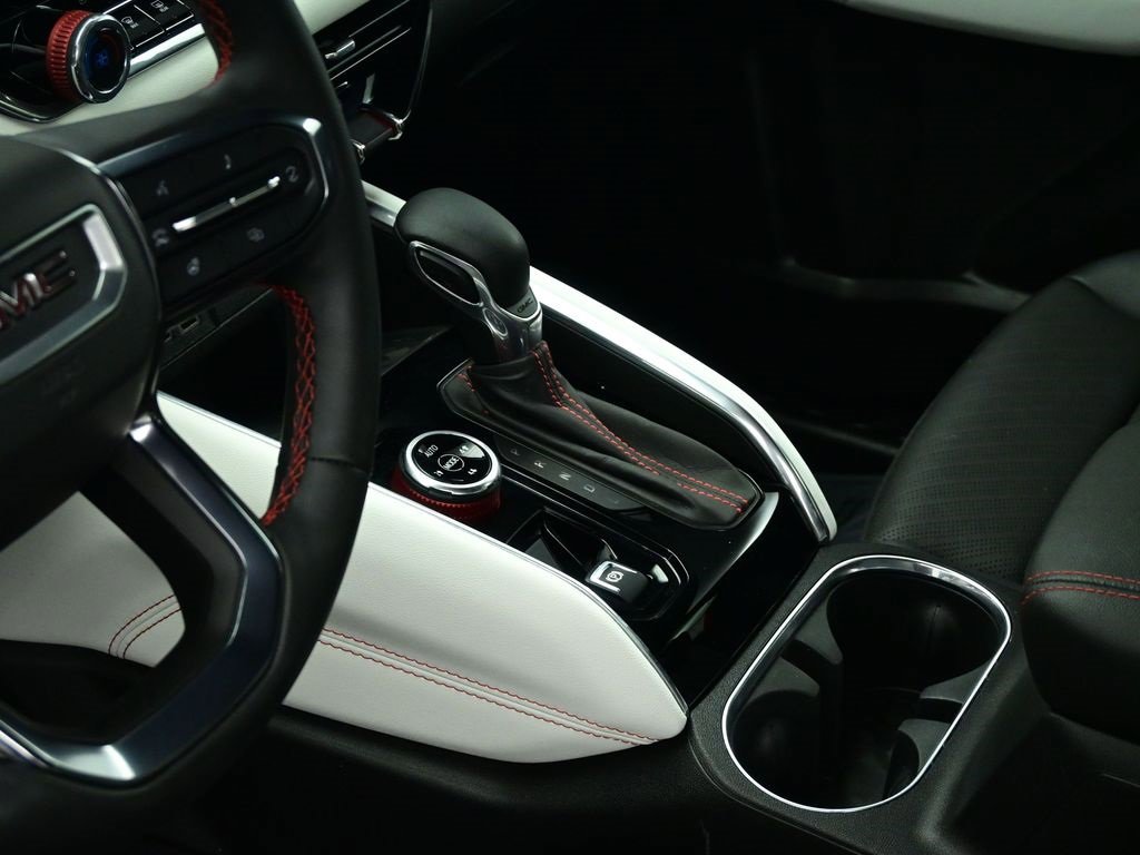 Used 2024 GMC Canyon AT4X image 17