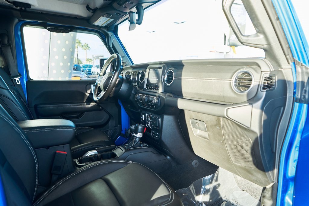 Used 2022 Jeep Wrangler Unlimited Sahara image 26