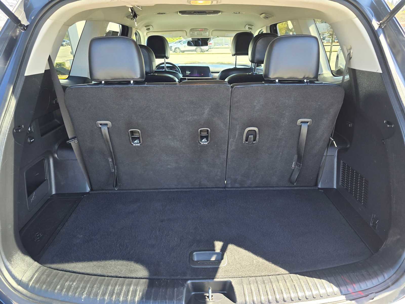 Used 2023 Kia Telluride S image 15