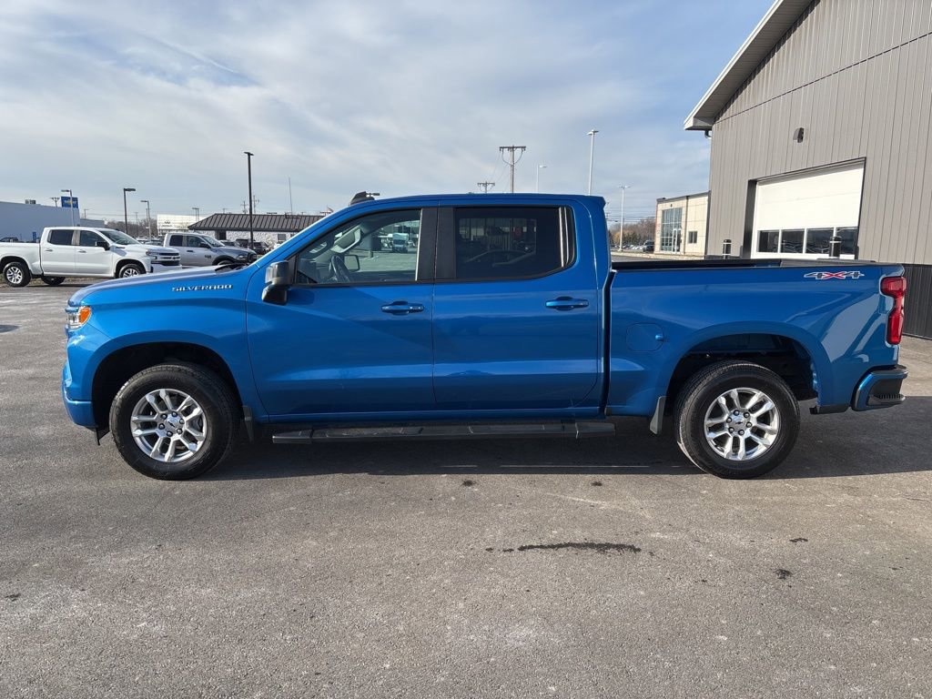 Used 2022 Chevrolet Silverado 1500 RST image 4