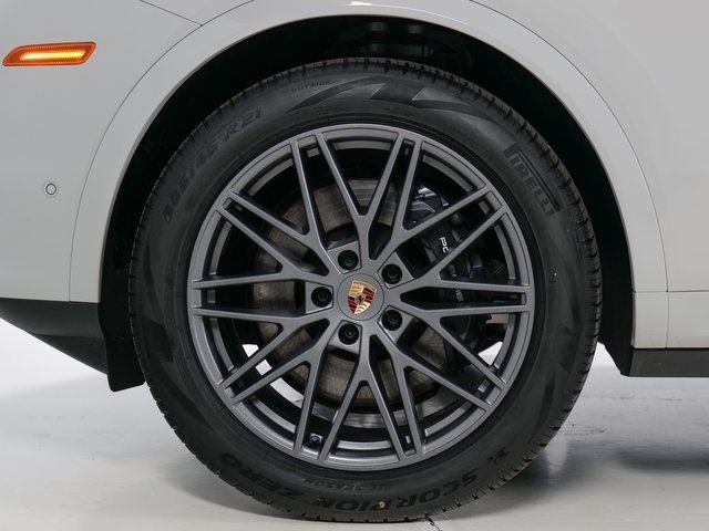 New 2026 Porsche Cayenne AWD/4WD image 34