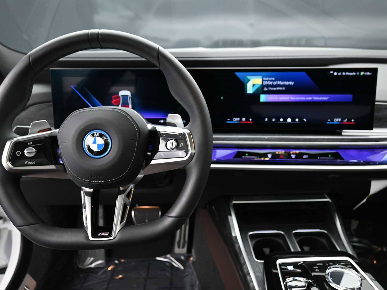 Used 2025 BMW 750e xDrive AWD/4WD image 15
