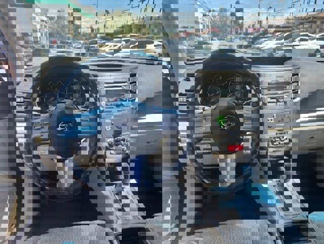 Used 2010 Subaru Outback 2.5i Premium image 25