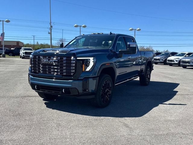 New 2026 GMC Sierra 2500 Denali Ultimate w/ LPO, Black Badging Package image 8
