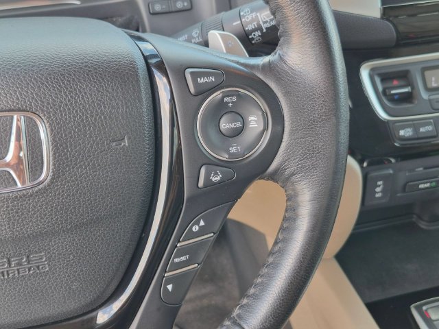 Used 2016 Honda Pilot Touring image 21