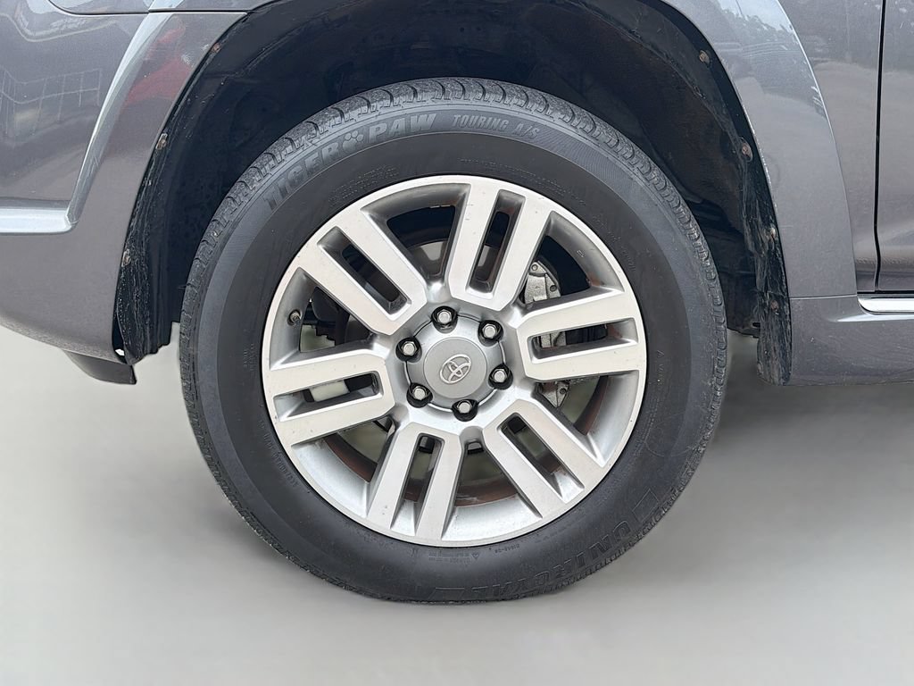 Used 2012 Toyota 4Runner Limited AWD/4WD image 34