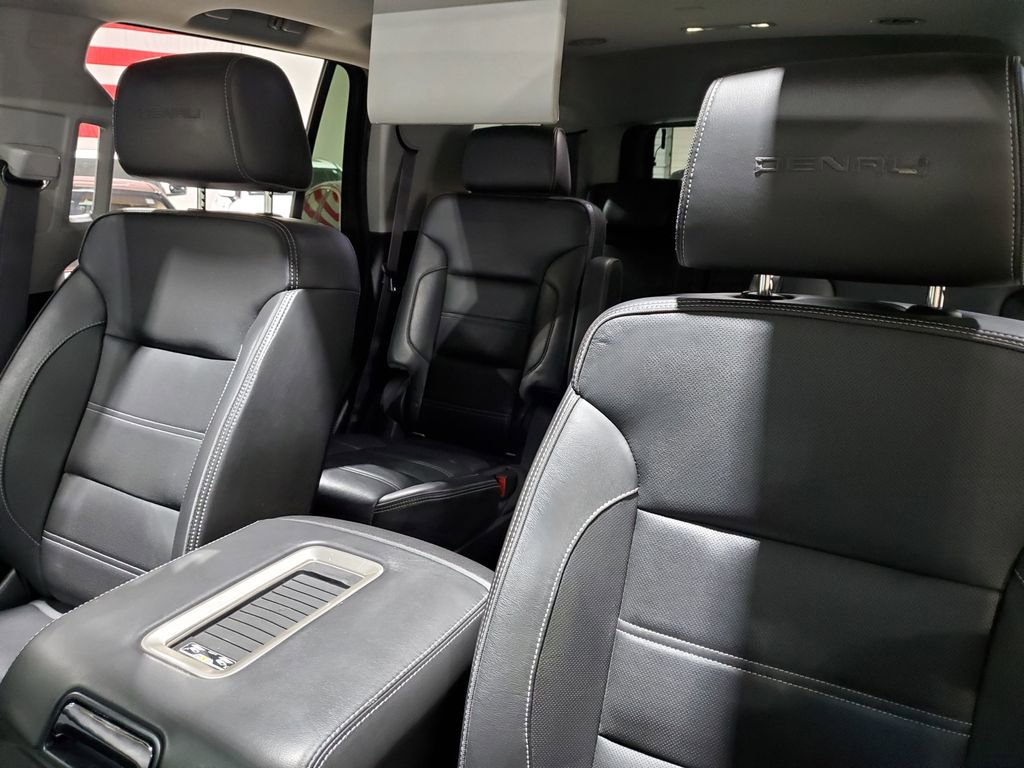 Used 2017 GMC Yukon Denali w/ Open Road Package image 42