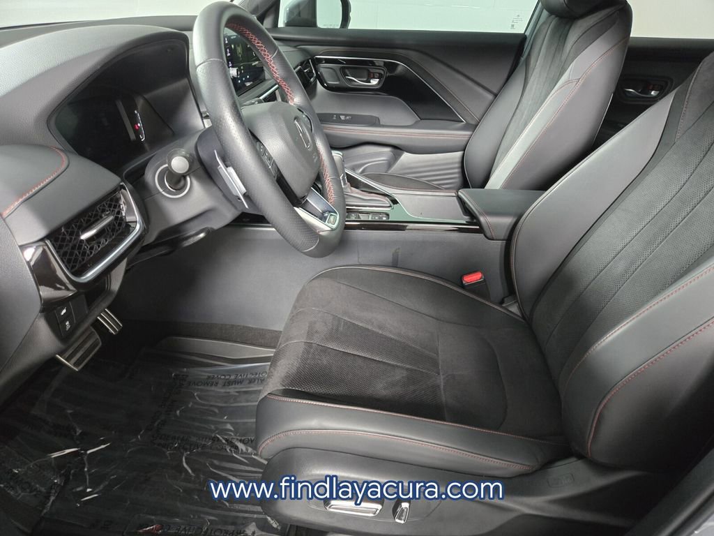 Used 2025 Acura ADX A-Spec image 11
