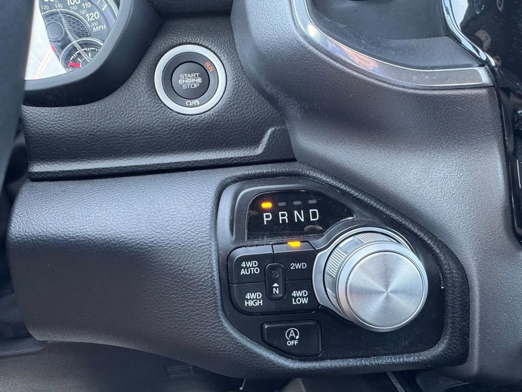 Used 2022 RAM 1500 Laramie AWD/4WD image 22