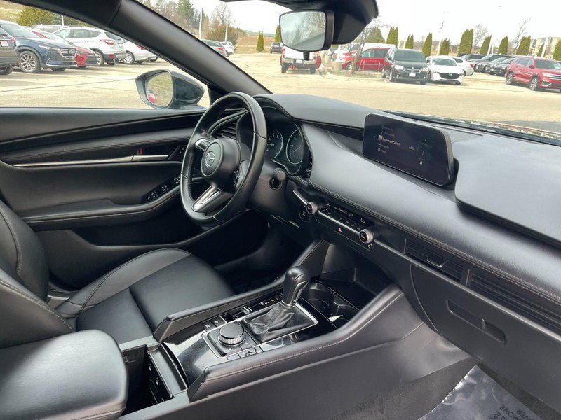 Used 2024 MAZDA MAZDA3 s image 9