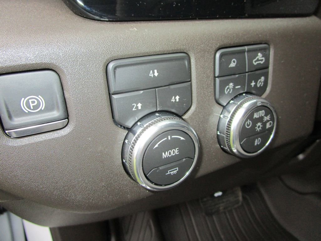 New 2026 GMC Sierra 2500 SLE w/ SLE Value Package; image 40