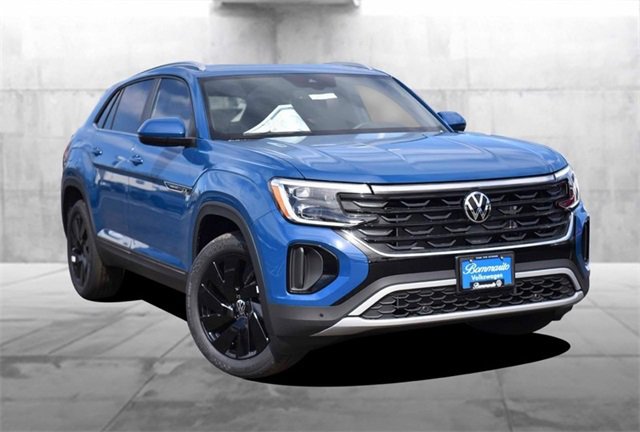 New 2025 Volkswagen Atlas Cross Sport SE image 2