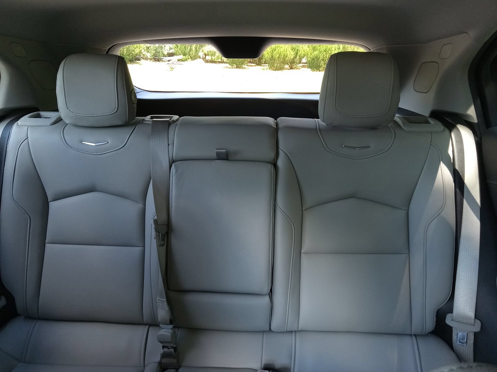 Used 2019 Cadillac XT4 Luxury w/ Cold Weather Package AWD/4WD image 23