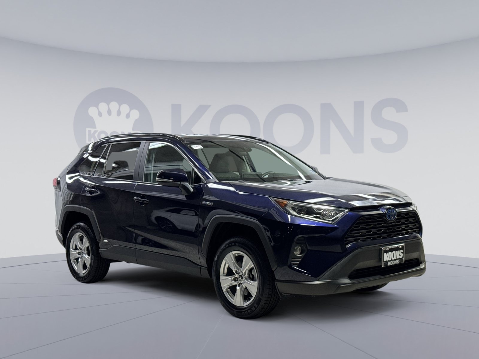 Used 2020 Toyota RAV4 XLE w/ Carpet Mat Package AWD/4WD image 22