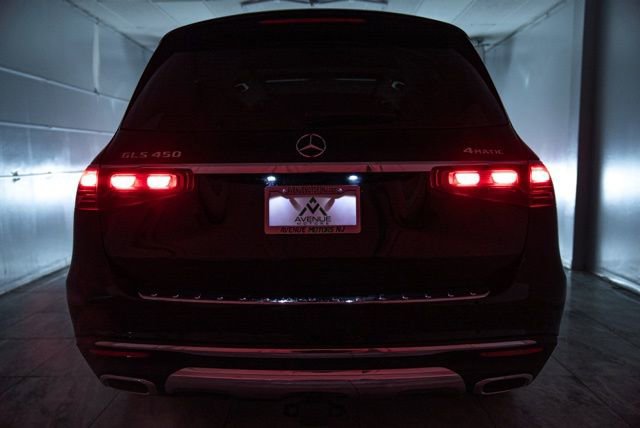 Used 2025 Mercedes-Benz GLS 450 4MATIC image 42