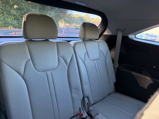 Certified 2023 Kia Sorento S w/ Panoramic Sunroof Package FWD image 34