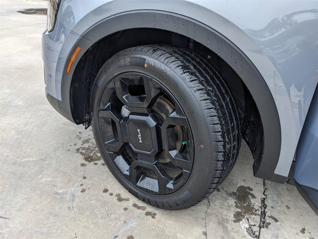 Certified 2024 Kia Sorento SX image 39