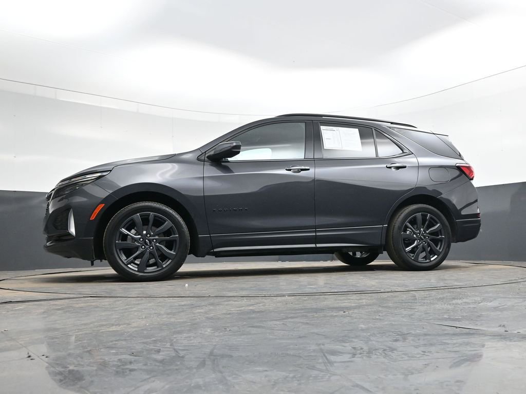 Used 2023 Chevrolet Equinox RS image 40