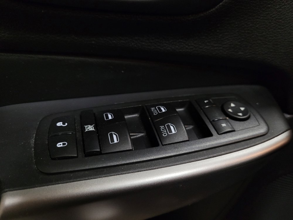 Used 2021 Jeep Cherokee Limited AWD/4WD image 27